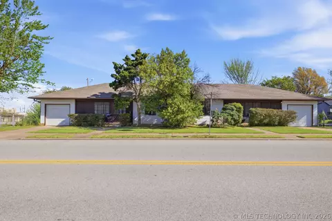 Exterior - 1919 E 13th St, Tulsa, OK 74104 photo 1 of 7