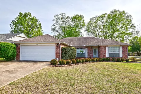 500 Quail Ridge Dr, Tahlequah, OK 74464