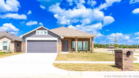 27229 E 109th St S, Coweta, OK 74429