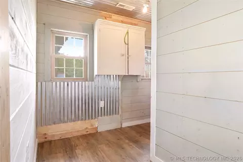 Entry Way - 22389 North Rd, Summers, AR 72769 photo 2 of 2