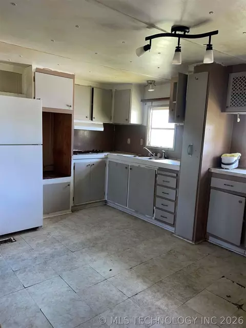 403 Rodgers, Vian, OK 74962 photo 9