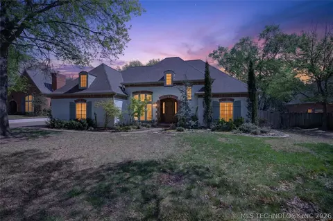 8711 S Winston Ave, Tulsa, OK 74137