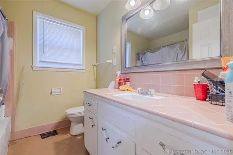 Bath - 11315 E 3rd St, Tulsa, OK 74128 photo 1 of 2