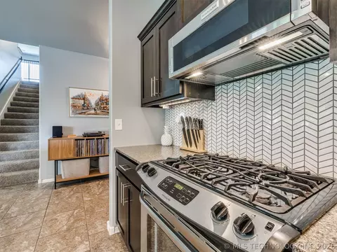 Kitchen - 17419 E 45th St, Tulsa, OK 74134 photo 4 of 9