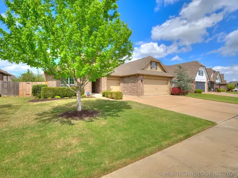 Exterior - 17419 E 45th St, Tulsa, OK 74134 photo 6 of 12