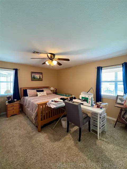 Bedroom - 5377 Mcduffee Rd, Kingston, OK 73439 photo 9 of 9
