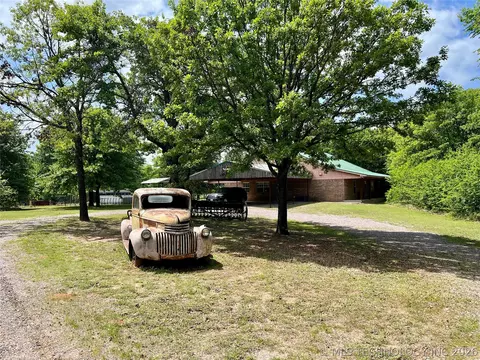 Exterior - 5377 Mcduffee Rd, Kingston, OK 73439 photo 6 of 21