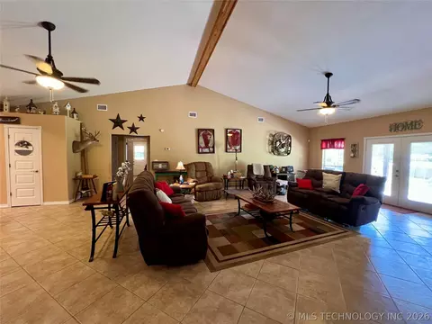 Living - 5377 Mcduffee Rd, Kingston, OK 73439 photo 1 of 4