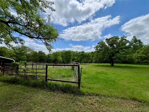 Exterior - 5377 Mcduffee Rd, Kingston, OK 73439 photo 14 of 21