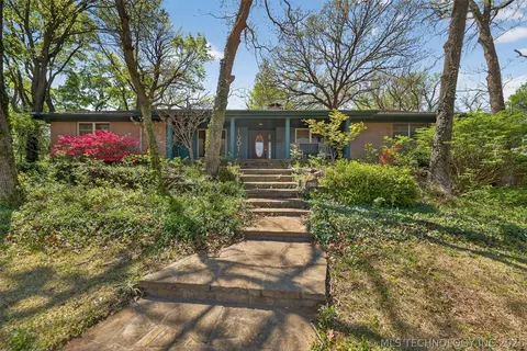 1901 Skyline Pl, Bartlesville, OK 74006