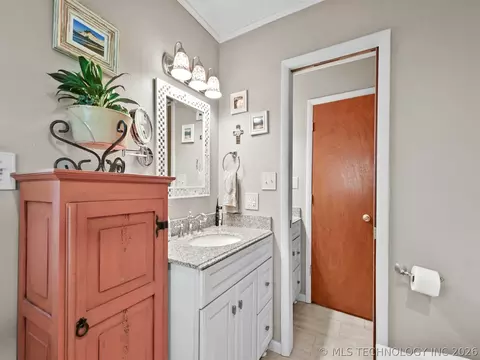 2324 N Plainview, Ardmore, OK 73401 photo 21