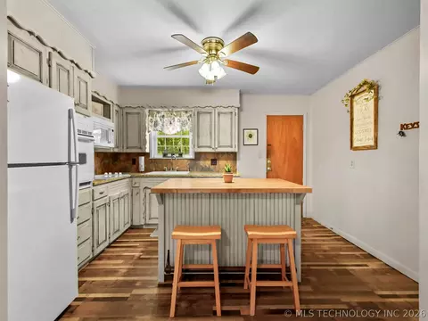 2324 N Plainview, Ardmore, OK 73401 photo 12