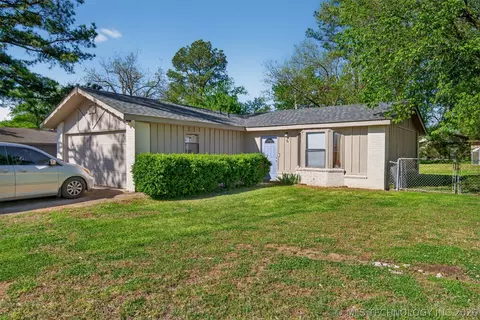 6 S Warren St, Kiefer, OK 74041