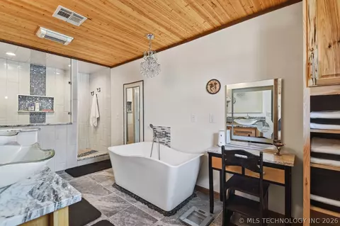 Bath - 111480 S 4180 Rd, Checotah, OK 74426 photo 1 of 3