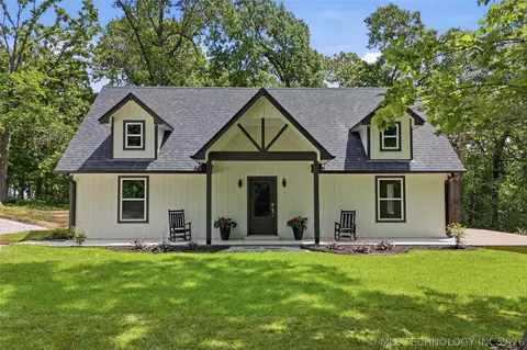 17752 E 450 Rd, Claremore, OK 74017