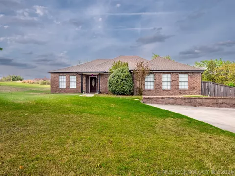 909 Fireside Est, Mcalester, OK 74501