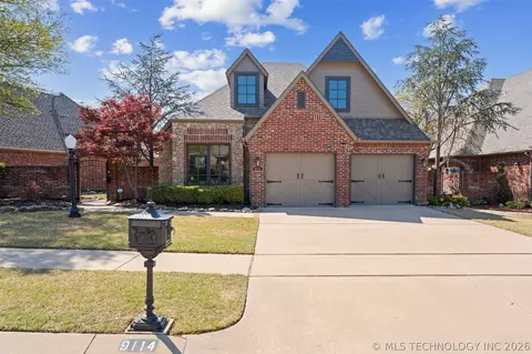 9114 N 100th St E, Owasso, OK 74055
