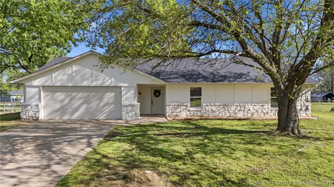 23801 E 103rd St S, Broken Arrow, OK 74014