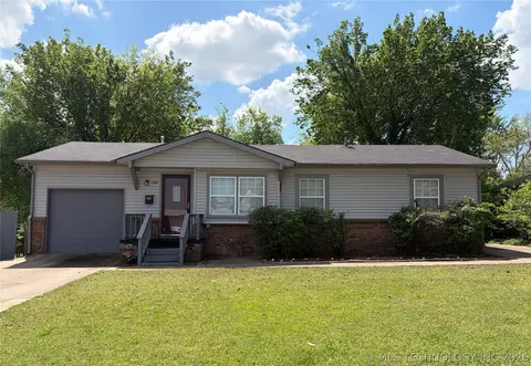 228 E Oklahoma Pl, Tulsa, OK 74106