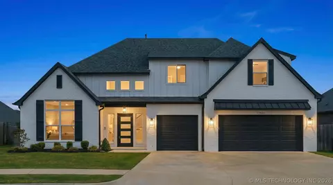 12580 S 6th Ct, Jenks, OK 74037