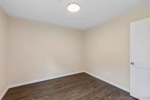 Bedroom - 1019 N Central Ave, Cushing, OK 74023 photo 8 of 8