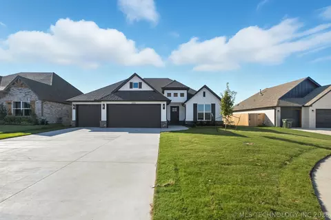 23170 E 106th Pl S, Broken Arrow, OK 74014