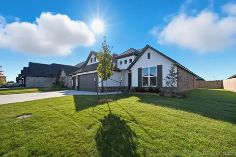 23170 E 106th Pl S, Broken Arrow, OK 74014 photo 2