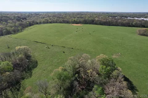 45507 S 660 Rd, Jay, OK 74346
