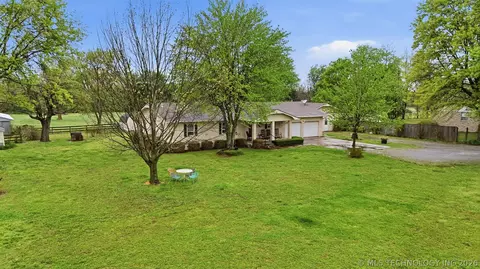69986 Hwy 59, Westville, OK 74965