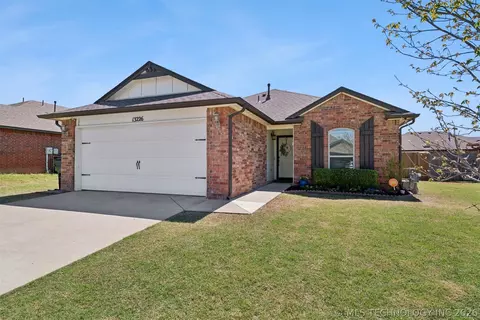 13226 E 134th St N, Collinsville, OK 74021