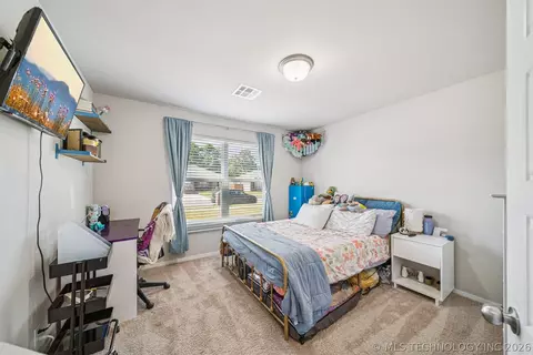 Bedroom - 23667 E 115th St S, Broken Arrow, OK 74014 photo 1 of 3