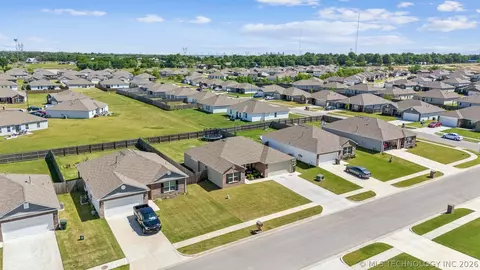 View/Area - 23667 E 115th St S, Broken Arrow, OK 74014 photo 1 of 3