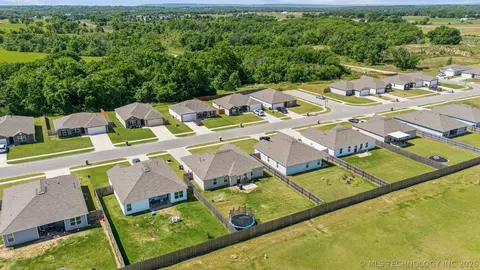 View/Area - 23667 E 115th St S, Broken Arrow, OK 74014 photo 3 of 3