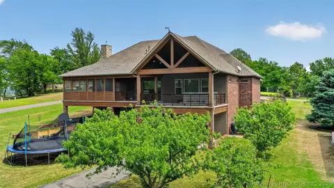Exterior - 116 Eagleview, Pryor, OK 74361 photo 7 of 16