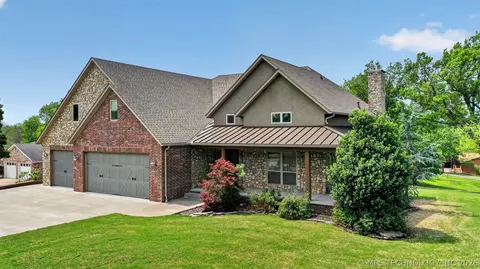Exterior - 116 Eagleview, Pryor, OK 74361 photo 2 of 16