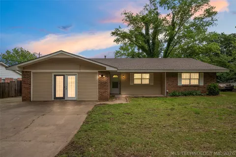 619 Elmwood Dr, Cleveland, OK 74020