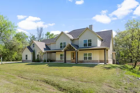 1932 E Line Ave, Sapulpa, OK 74066