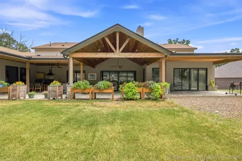 8890 S 39th West Ave, Tulsa, OK 74132