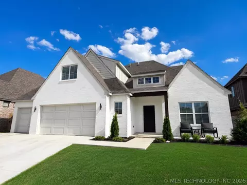 1616 W 114th St, Jenks, OK 74037