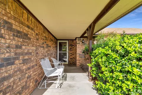 Exterior - 115 Cornell, Durant, OK 74701 photo 2 of 4