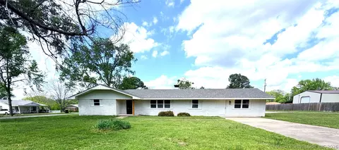512 Pine St, Henryetta, OK 74437