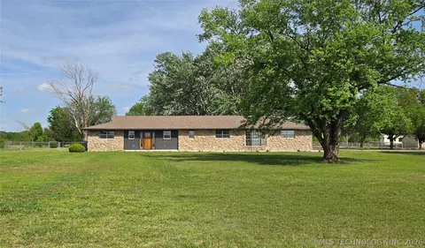 13790 N 3980 Rd, Dewey, OK 74029