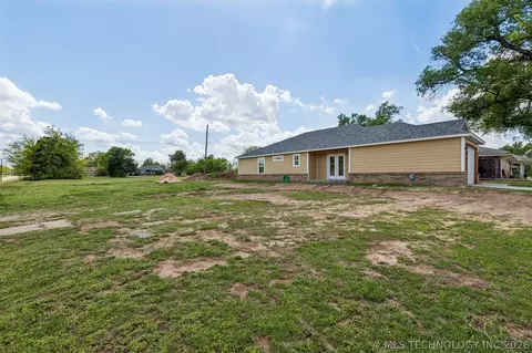 Other - 107 W Vine St, Cushing, OK 74023 photo 13 of 14