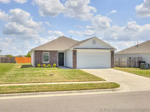 14225 N 75 East Ave, Collinsville, OK 74021