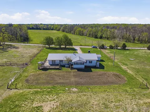 Other - 439092 E 40 Rd, Welch, OK 74369 photo 2 of 11