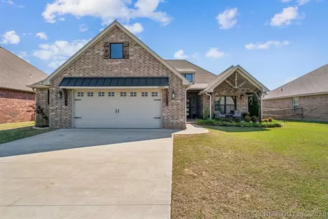 28282 E 112th St S, Coweta, OK 74429