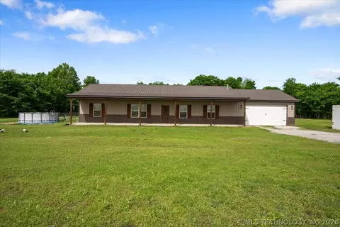 17600 S 385th East Ave, Porter, OK 74454