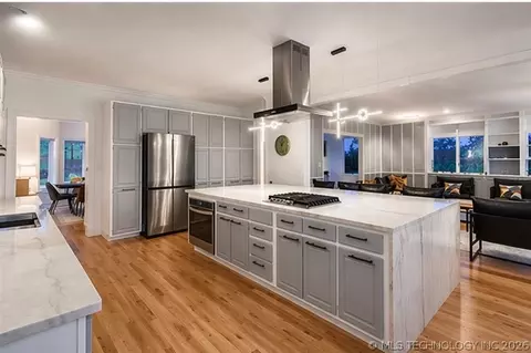 Kitchen - 3707 E 99th Pl, Tulsa, OK 74137 photo 1 of 11