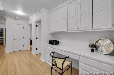 Entry Way - 3707 E 99th Pl, Tulsa, OK 74137 photo 3 of 5