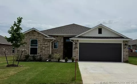 2503 W Main St, Collinsville, OK 74021